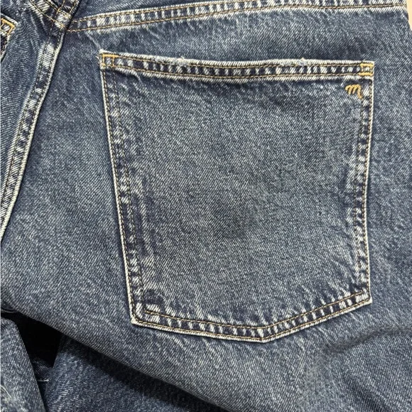 NWT Madewell 90’s Inspired Blue Denim Jeans